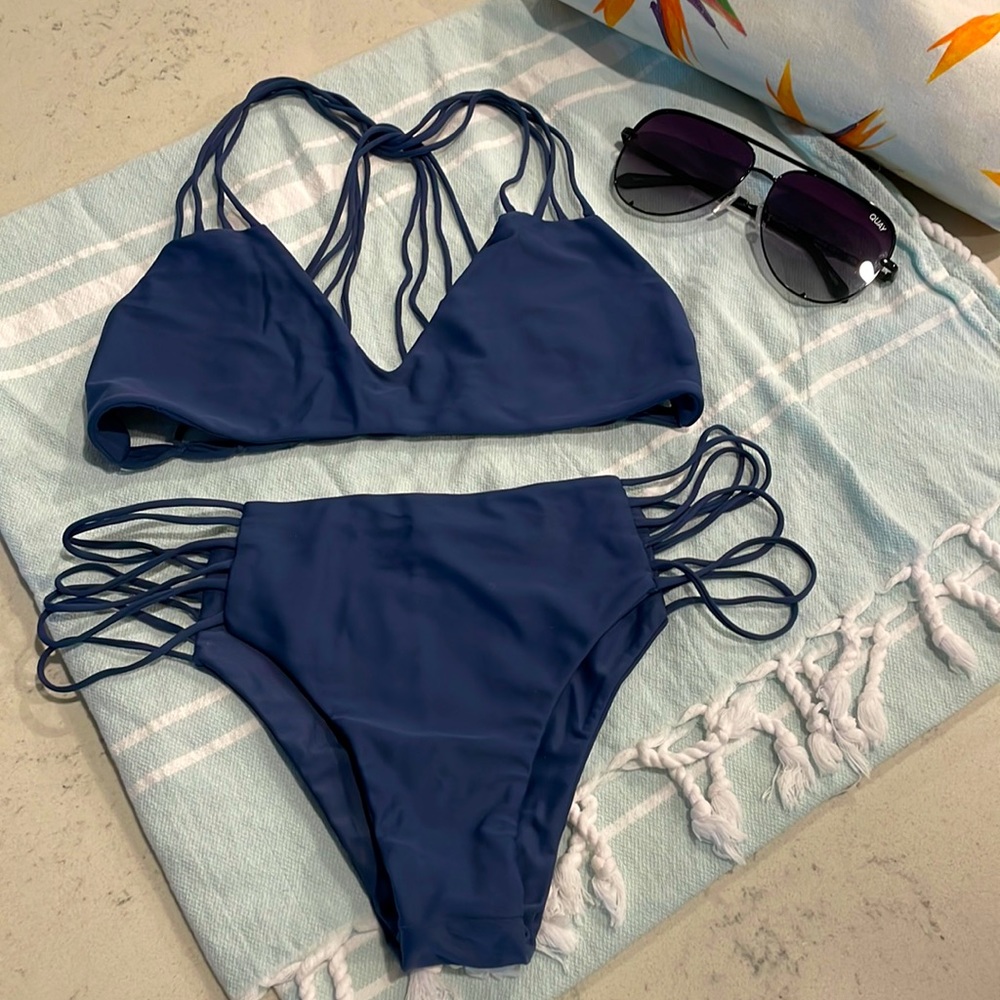 Mikoh suit